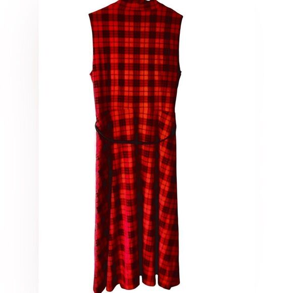 NWT Tommy Hilfiger Sleeveless V-Neck Red Dress With Black Lines and Black Belt - Picture 5 of 6